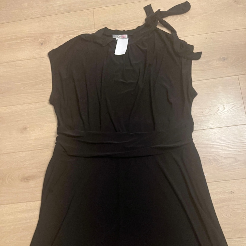 Love Squared Black One-Shoulder Dress – Size 3X – New With Tags (NWT)